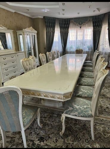 Гарнитур для зала, Б/у, Шкаф, Стол, Комод, В рассрочку, Самовывоз, цвет - Белый at lalafo.kg Гарнитур для зала, Б/у, Шкаф, Стол, Комод, В рассрочку, Самовывоз, цвет - Белый