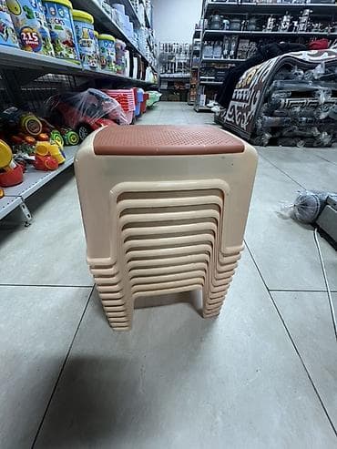 Тигүүчүлөр үчүн отургучтар: Табуретка, Жаңы, Желим, Бүктөө эмес lalafo.kg да — 1 Тигүүчүлөр үчүн отургучтар: Табуретка, Жаңы, Желим, Бүктөө эмес — 1