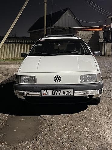 Volkswagen Passat: 1989 г., Механика, Газ, Универсал at lalafo.kg Volkswagen Passat: 1989 г., Механика, Газ, Универсал