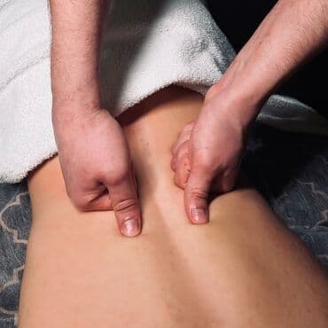 Массаж | Лечебный массаж | Остеохондроз, Межпозвоночная грыжа, Протрузия | С выездом на дом at lalafo.kg Массаж | Лечебный массаж | Остеохондроз, Межпозвоночная грыжа, Протрузия | С выездом на дом