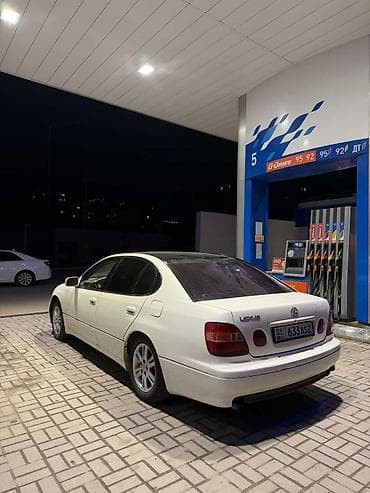 Lexus GS: 2000 г., 3 л, Автомат, Газ, Седан at lalafo.kg Lexus GS: 2000 г., 3 л, Автомат, Газ, Седан