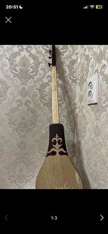 Комуз at lalafo.kg Комуз