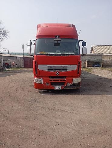 Тягач, Renault, 2011 г., Тентованный at lalafo.kg Тягач, Renault, 2011 г., Тентованный