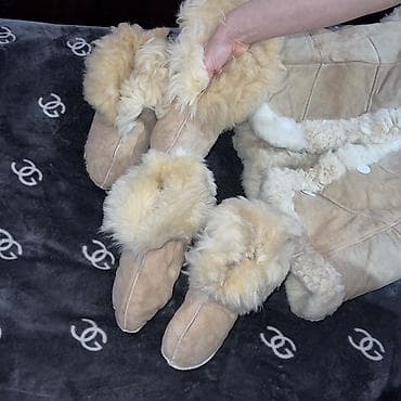 Домашние тапочки, 36.5, 40, Б/у, цвет - Бежевый at lalafo.kg Домашние тапочки, 36.5, 40, Б/у, цвет - Бежевый