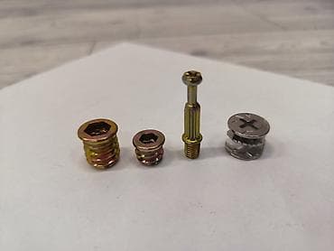 Оюн үчүн креслолор: Эмерек үчүн фурнитура, Башка түрү lalafo.kg да — 1 Оюн үчүн креслолор: Эмерек үчүн фурнитура, Башка түрү — 1