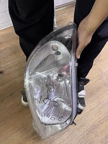 Передняя правая фара Mercedes-Benz Оригинал at lalafo.kg Передняя правая фара Mercedes-Benz Оригинал