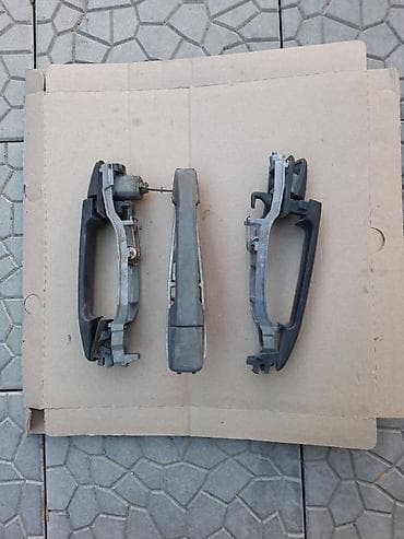 Продаю дверные ручки на Мерседес W124 at lalafo.kg Продаю дверные ручки на Мерседес W124