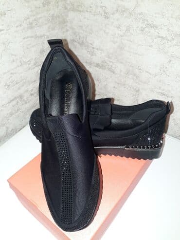 Продаю абсолютно новые раз 40 at lalafo.kg Продаю абсолютно новые раз 40