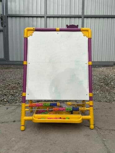 Детский стол, Б/у, Железо, Самовывоз at lalafo.kg Детский стол, Б/у, Железо, Самовывоз