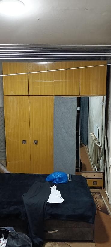 Отдам даром шкаф. самовывоз с 4 микрорайона 2 этаж at lalafo.kg Отдам даром шкаф. самовывоз с 4 микрорайона 2 этаж