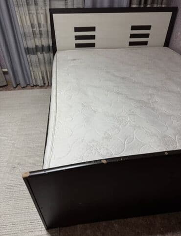 Двуспальная кровать, Б/у, С матрасом, длина - 200 см at lalafo.kg Двуспальная кровать, Б/у, С матрасом, длина - 200 см