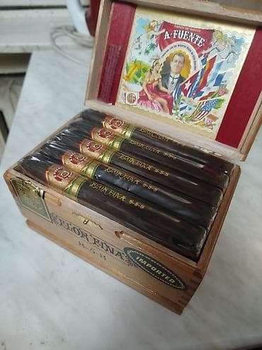 Коробка at lalafo.kg Коробка