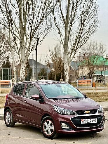 Chevrolet Spark: 2019 г., 1 л, Вариатор, Бензин, Хэтчбэк at lalafo.kg Chevrolet Spark: 2019 г., 1 л, Вариатор, Бензин, Хэтчбэк