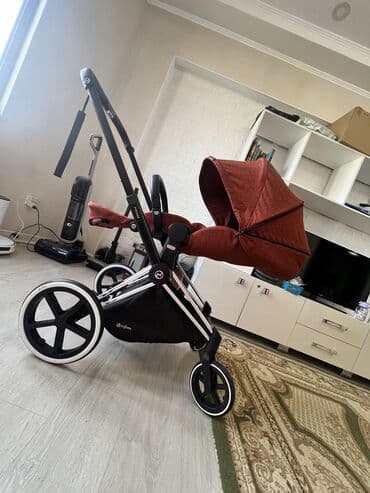 Коляска, цвет - Серебристый at lalafo.kg Коляска, цвет - Серебристый
