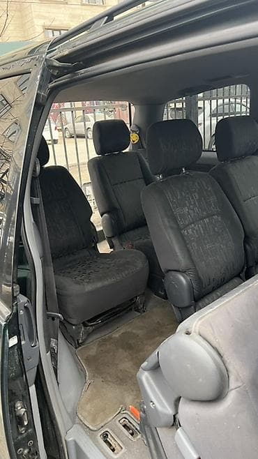 Toyota Previa: 2003 г., 2 л, Механика, Дизель, Минивэн at lalafo.kg — 10 Toyota Previa: 2003 г., 2 л, Механика, Дизель, Минивэн — 10