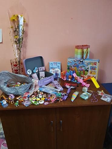 ПРОДАЮТСЯ - игрушки разные, чемодан KUROMI полное наполнение at lalafo.kg ПРОДАЮТСЯ - игрушки разные, чемодан KUROMI полное наполнение