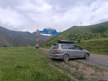 Honda Stream: 2001 г., 2.3 л, Автомат, Бензин, Минивэн at lalafo.kg Honda Stream: 2001 г., 2.3 л, Автомат, Бензин, Минивэн