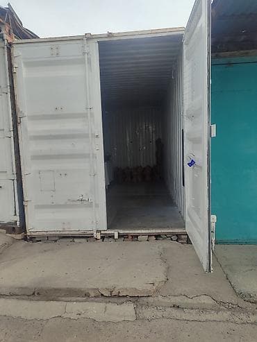 Контейнер 20 тонналык жаны базарда ортосунда турат тегерек at lalafo.kg Контейнер 20 тонналык жаны базарда ортосунда турат тегерек