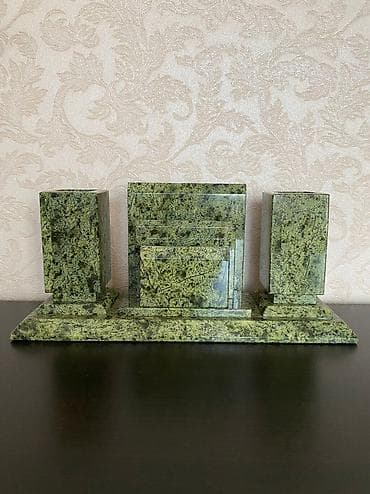 Органайзер выполнен из натурального камня змеевик. Стильные дополнение at lalafo.kg Органайзер выполнен из натурального камня змеевик. Стильные дополнение