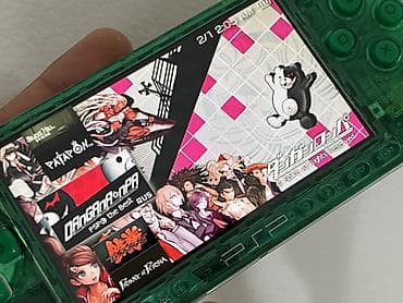 Портативная игровая консоль Sony PSP 3000 в полупрозрачном зелёном at lalafo.kg Портативная игровая консоль Sony PSP 3000 в полупрозрачном зелёном