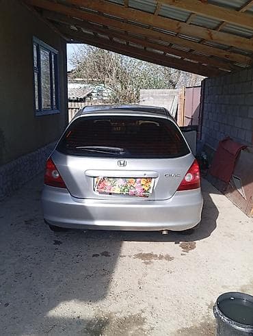 Honda Civic: 2001 г., 1.5 л, Автомат, Бензин, Хэтчбэк at lalafo.kg Honda Civic: 2001 г., 1.5 л, Автомат, Бензин, Хэтчбэк