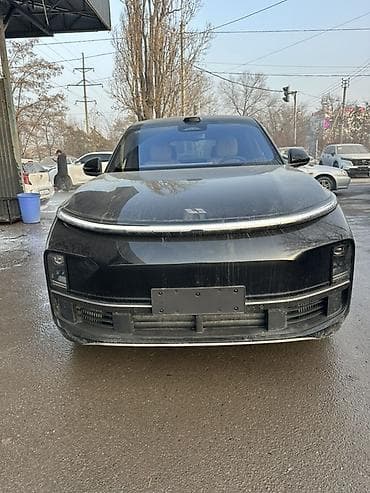 Электромобиль класса кроссовер с современным дизайном. Основные at lalafo.kg Электромобиль класса кроссовер с современным дизайном. Основные