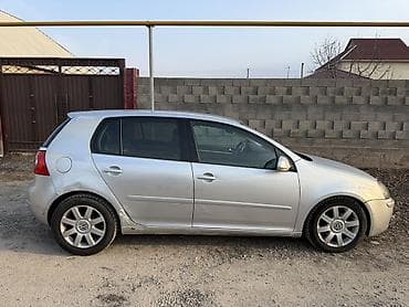 Volkswagen Golf V: 2004 г., 1.6 л, Автомат, Бензин, Хэтчбэк at lalafo.kg Volkswagen Golf V: 2004 г., 1.6 л, Автомат, Бензин, Хэтчбэк