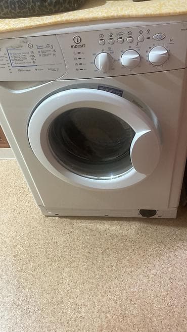 Стиральная машина Indesit . В нерабочем состоянии. Можно at lalafo.kg Стиральная машина Indesit . В нерабочем состоянии. Можно