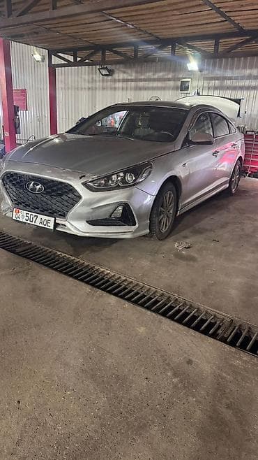 Hyundai Sonata: 2018 г., Автомат, Бензин, Седан at lalafo.kg Hyundai Sonata: 2018 г., Автомат, Бензин, Седан