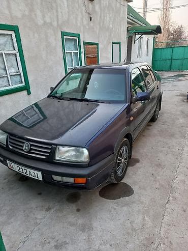 Volkswagen Vento: 1996 г., 1.8 л, Механика, Газ at lalafo.kg Volkswagen Vento: 1996 г., 1.8 л, Механика, Газ