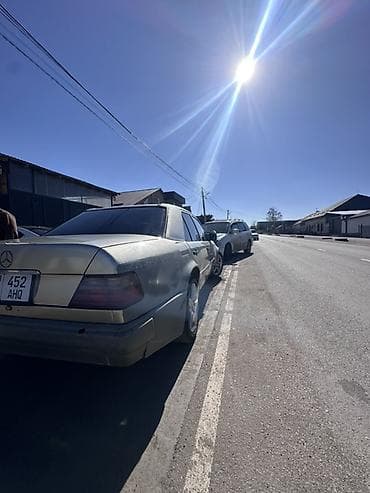 Mercedes-Benz A-Class: 1994 г., 3.2 л, Автомат, Бензин, Седан at lalafo.kg Mercedes-Benz A-Class: 1994 г., 3.2 л, Автомат, Бензин, Седан