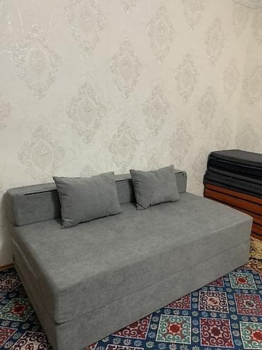 Прямой диван at lalafo.kg Прямой диван