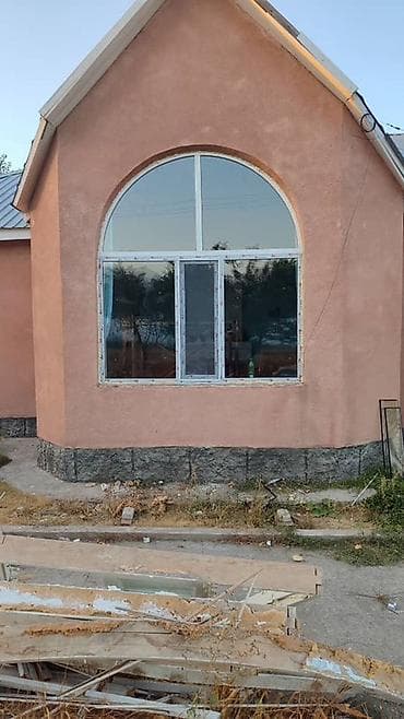 Пластиковое окно на заказ, Тип окна: Панорамные, Декоративные особенности: Фрамуга, Платная установка, Без рассрочки at lalafo.kg Пластиковое окно на заказ, Тип окна: Панорамные, Декоративные особенности: Фрамуга, Платная установка, Без рассрочки