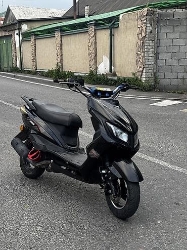 Тип скутера M8, 200 куб. см, Бензин, Б/у at lalafo.kg Тип скутера M8, 200 куб. см, Бензин, Б/у