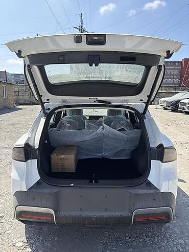 Voyah: Voyah : 2026 г., 0.1 - engine capacity л, Автомат, Электромобиль, Кроссовер lalafo.kg да — 6 Voyah: Voyah : 2026 г., 0.1 - engine capacity л, Автомат, Электромобиль, Кроссовер — 6