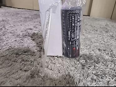 Термостакан с крышкой и трубочкой, принт «набор инструментов» - at lalafo.kg Термостакан с крышкой и трубочкой, принт «набор инструментов» -