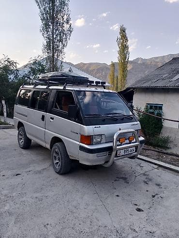 LDV: Mitsubishi Delica: 1988 г., 2.4 л, Кол менен иштөөчү, Дизель, Вэн/Минивэн lalafo.kg да — 1 LDV: Mitsubishi Delica: 1988 г., 2.4 л, Кол менен иштөөчү, Дизель, Вэн/Минивэн — 1