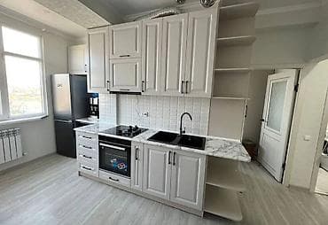 Кухонный гарнитур + шкаф-купе/распашной и прихожая Кухня: - Прямая at lalafo.kg Кухонный гарнитур + шкаф-купе/распашной и прихожая Кухня: - Прямая