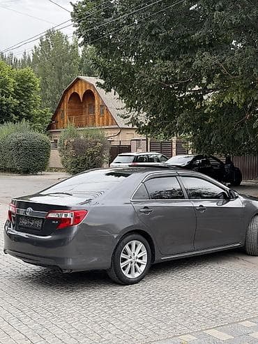 Toyota Camry: 2012 г., 2.5 л, Автомат, Бензин, Седан at lalafo.kg — 4 Toyota Camry: 2012 г., 2.5 л, Автомат, Бензин, Седан — 4