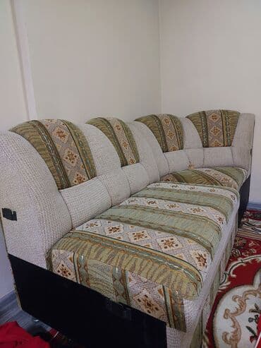 Продаю Диван Б/У срочно at lalafo.kg Продаю Диван Б/У срочно