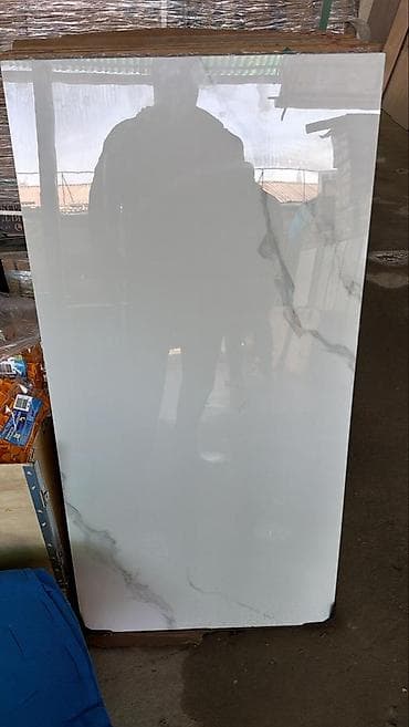 Назначение: Для пола, цвет - Белый, Глянцевое покрытие at lalafo.kg Назначение: Для пола, цвет - Белый, Глянцевое покрытие