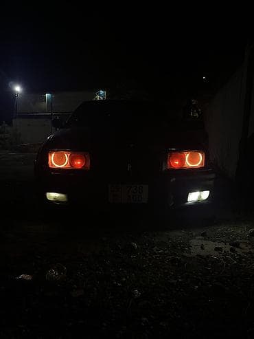 BMW 3 series: 1992 г., 1.8 л, Механика, Бензин, Седан at lalafo.kg BMW 3 series: 1992 г., 1.8 л, Механика, Бензин, Седан