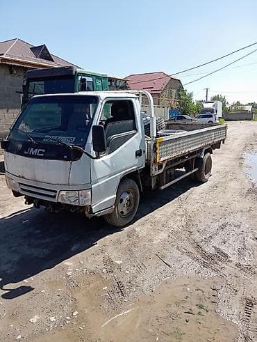 Грузовик, Стандарт, 5 т, Б/у at lalafo.kg Грузовик, Стандарт, 5 т, Б/у