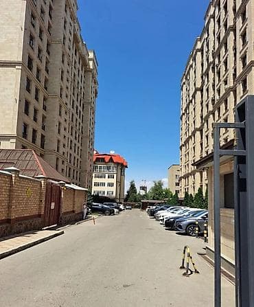 2 комнаты, 55 м², Ак-Кеме (старый аэропорт) Элитка, 3 этаж, Евроремонт at lalafo.kg 2 комнаты, 55 м², Ак-Кеме (старый аэропорт) Элитка, 3 этаж, Евроремонт