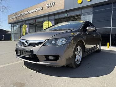 Honda Civic: 2010 г., 1.3 л, Вариатор, Гибрид, Седан at lalafo.kg Honda Civic: 2010 г., 1.3 л, Вариатор, Гибрид, Седан