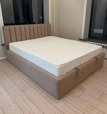 Двуспальная кровать с мягким изголовьем и основанием - Размер: под at lalafo.kg Двуспальная кровать с мягким изголовьем и основанием - Размер: под