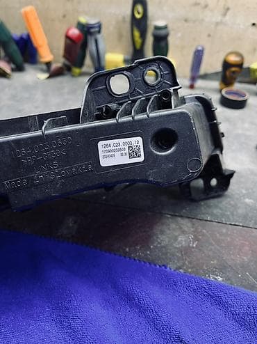 Передняя левая фара BMW 2022 г., Б/у, Оригинал, Германия at lalafo.kg Передняя левая фара BMW 2022 г., Б/у, Оригинал, Германия