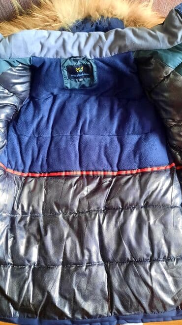 Очень теплая подростковая куртка в отличном состоянии на рост 158см at lalafo.kg Очень теплая подростковая куртка в отличном состоянии на рост 158см