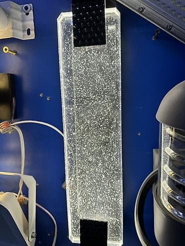 Светодиодный настенный светильник с акриловой свечащейся панелью - at lalafo.kg Светодиодный настенный светильник с акриловой свечащейся панелью -