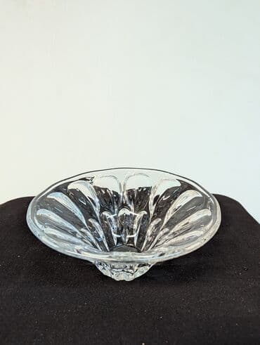 Продаю советскую хрустальную вазу. Диаметр 23 см. Обмен не интересует at lalafo.kg Продаю советскую хрустальную вазу. Диаметр 23 см. Обмен не интересует